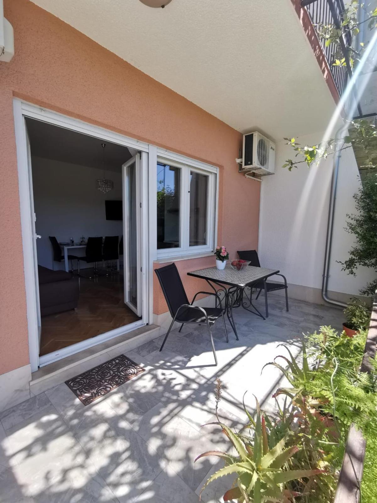 Apartments Mila Kastela Room photo