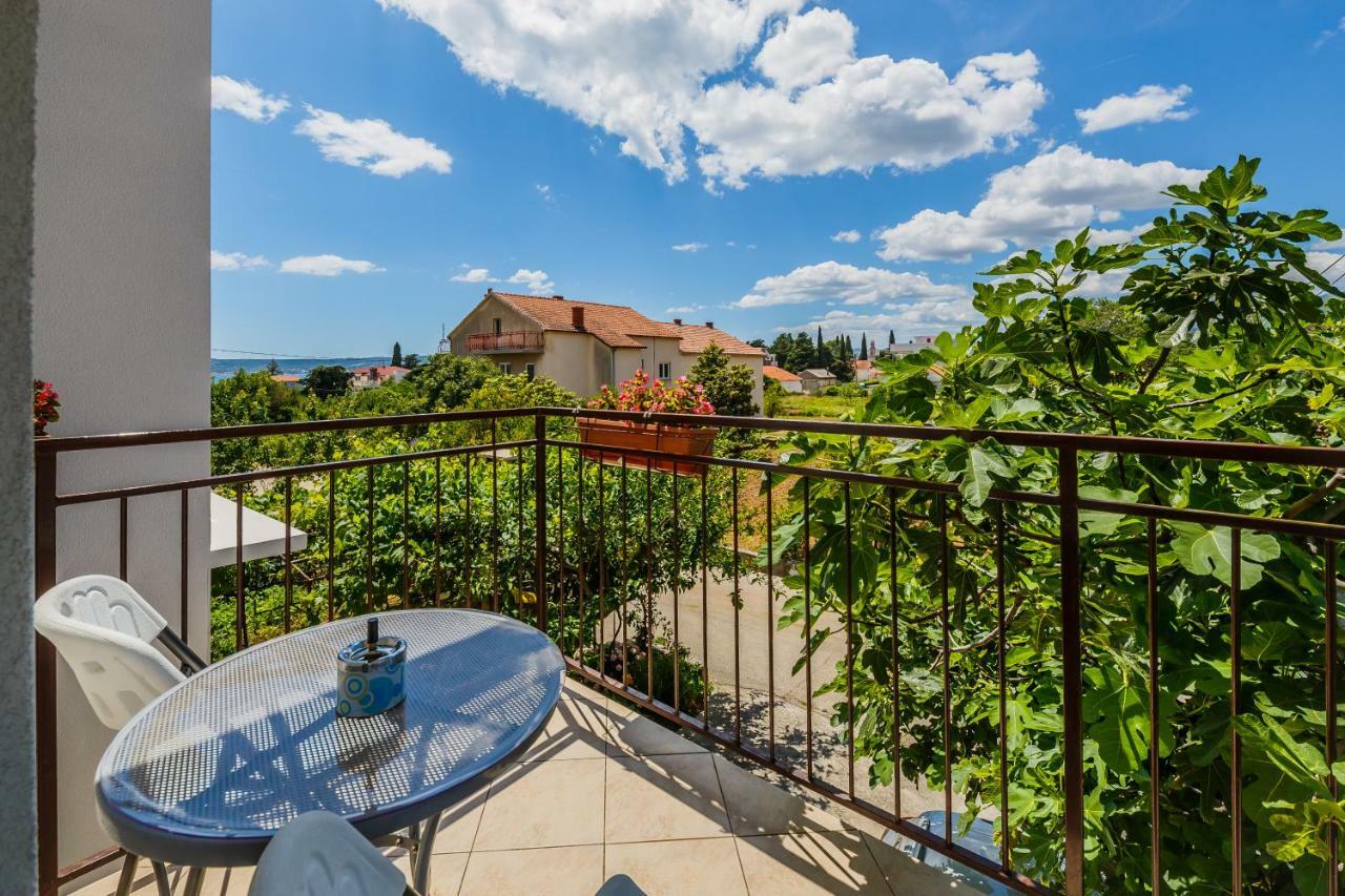 Apartments Mila Kastela Exterior photo