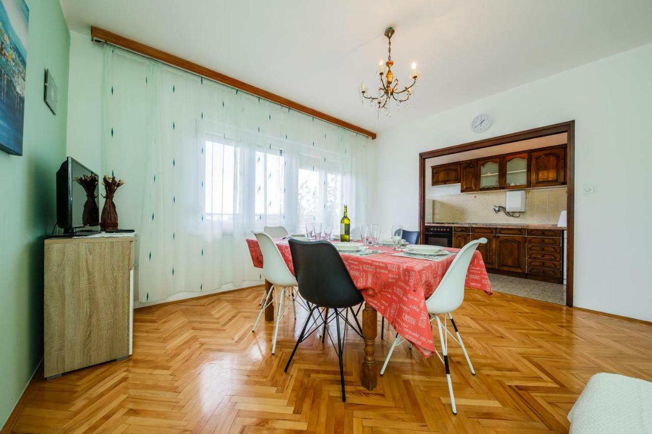 Apartments Mila Kastela Exterior photo