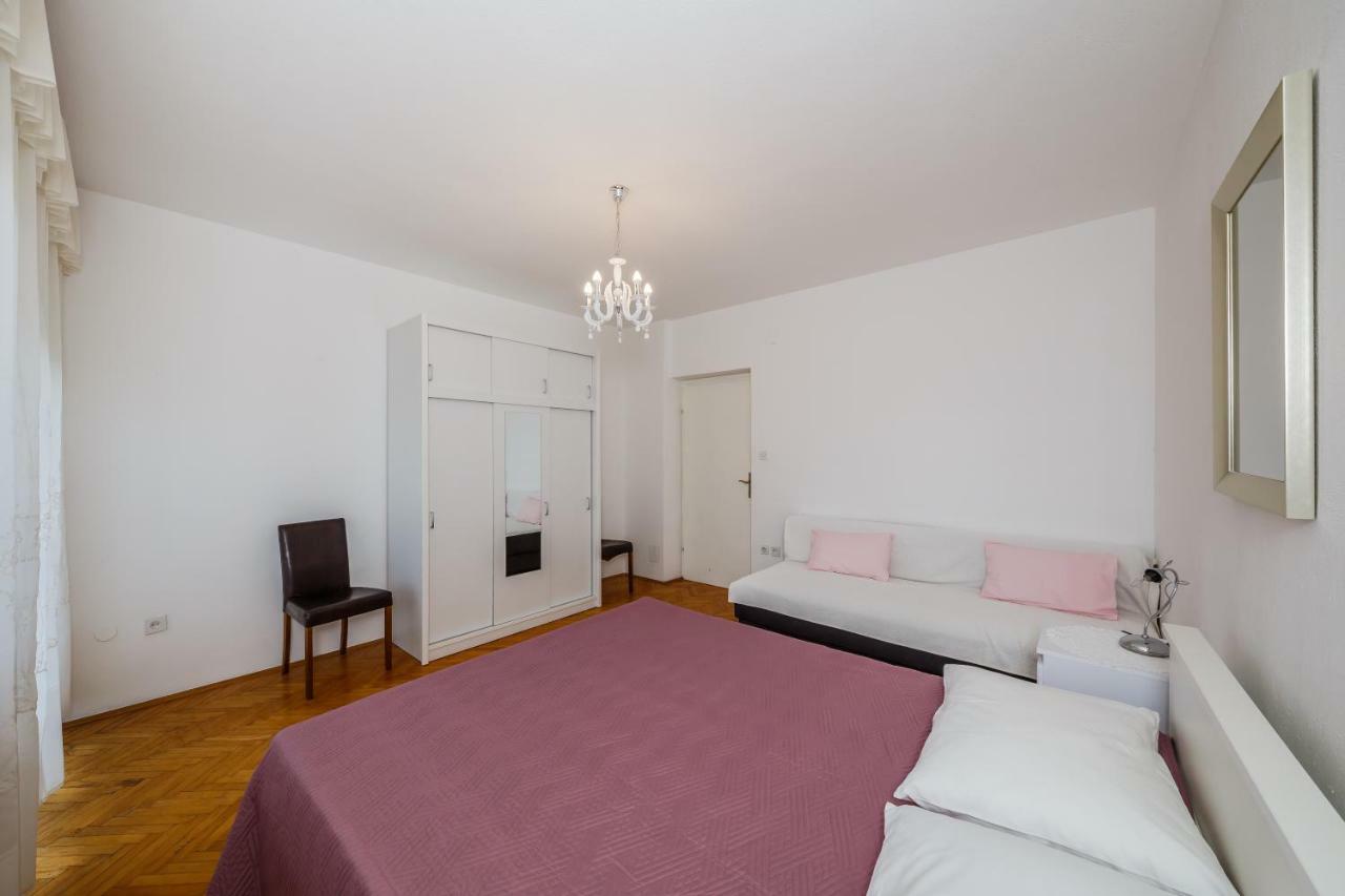 Apartments Mila Kastela Room photo