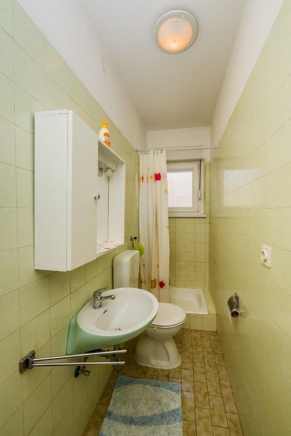 Apartments Mila Kastela Exterior photo